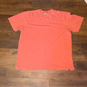 Orvis Men's XL Coral V-Neck Short Sleeve Shirt